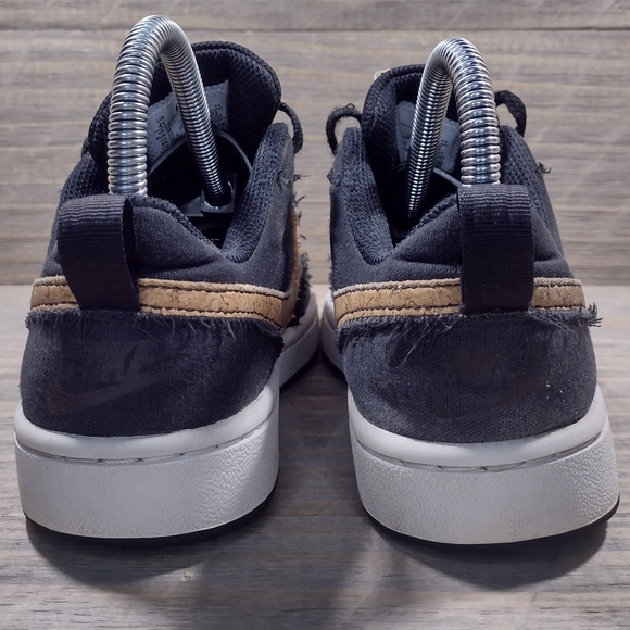 Nike Court Borough Low 2 Black Canvas Kids Size 4Y - Picture 4 of 9